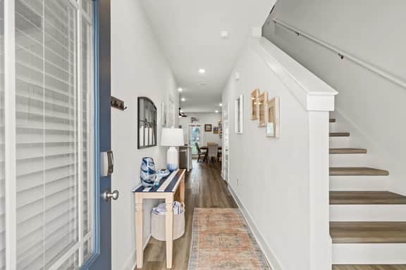Charming and Serene Townhome in the heart of Panama City Beach