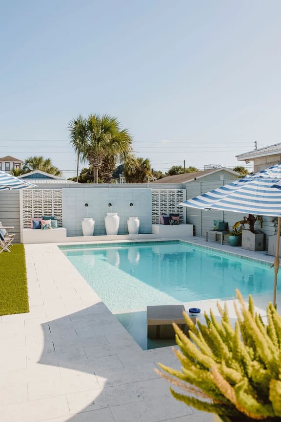 Welcome to The Sunnyside Pool House! Your Ultimate Coastal Escape - Image 1